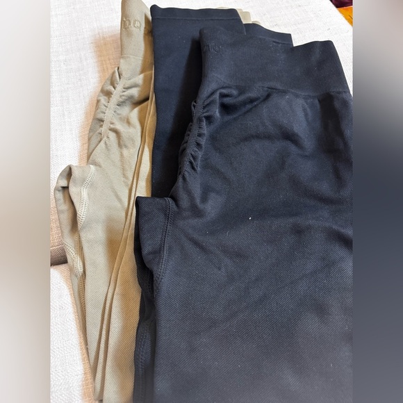 OQQ Women's 2 Pc Yoga Legging High Waist Butt Liftings Athletic Black Sauerkraut - Picture 2 of 9